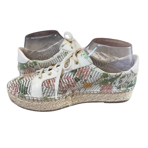Vince Camuto Joellan Floral Sneakers Size 8 - Picture 3 of 11